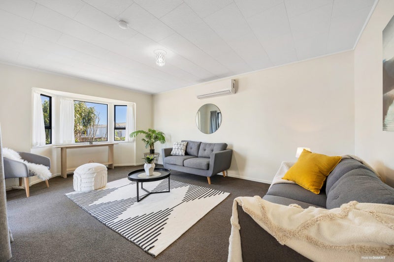 83 Burundi Avenue, Clendon Park, Auckland - Carousel 2