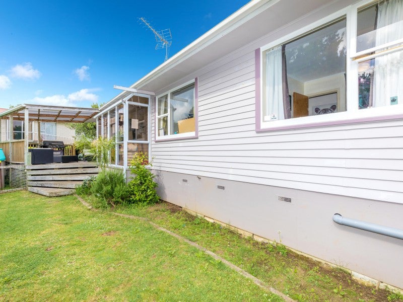 83 Tuhikaramea Road, Dinsdale, Hamilton - Carousel 22