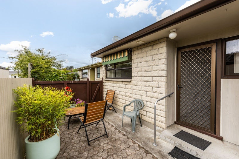 705 Southampton Street West, Saint Leonards, Hastings - Carousel 12