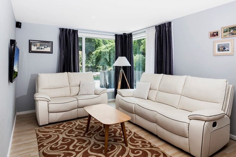 50A Palatine Terrace, Saint Martins, Christchurch - Carousel 2