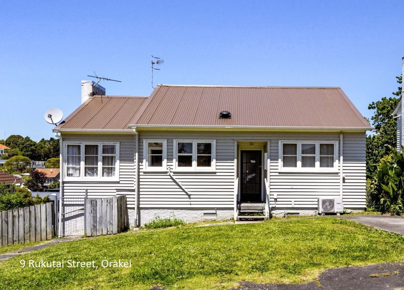 9 Rukutai Street, Orakei, Auckland - Carousel 1