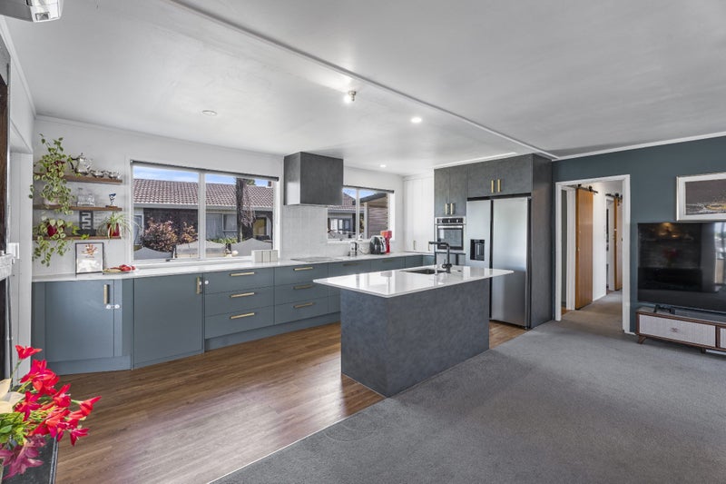 47 Rodney Street, Nawton, Hamilton - Carousel 2