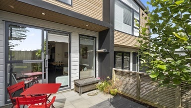 12/38 Bankot Crescent, Ngaio, Wellington - Carousel 1