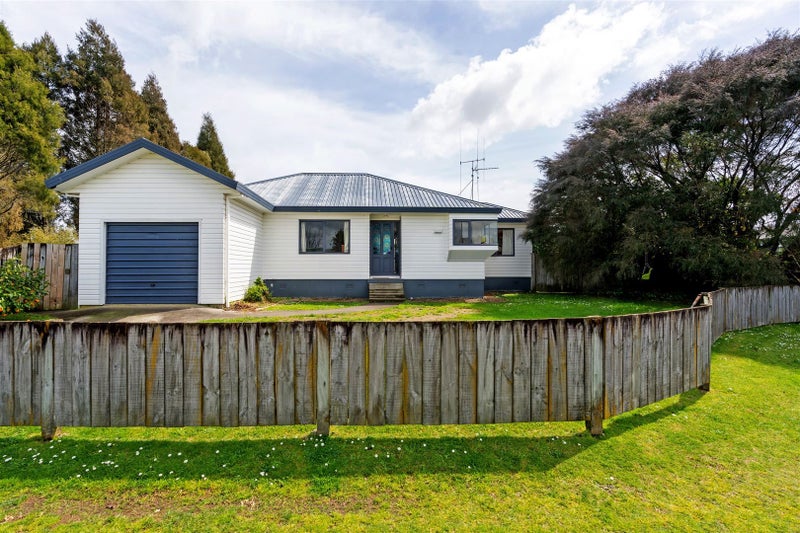 27 Penney Green, Nawton, Hamilton - Carousel 20