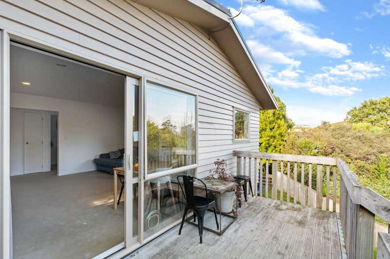 21C Ribblesdale Road, Henderson, Auckland - Carousel 1