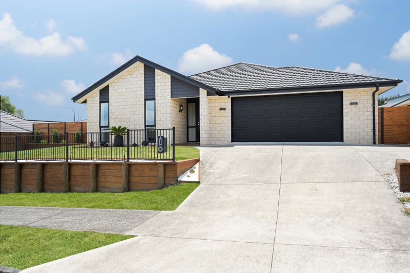 3 Rigg Place, Flagstaff, Hamilton - Carousel 1