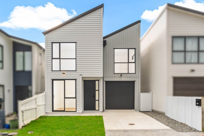 45 Matakohe Road, Westgate, Auckland - Carousel 21