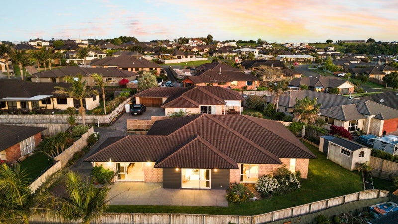 6 Waynes Place, Pukekohe, Pukekohe - Carousel 2