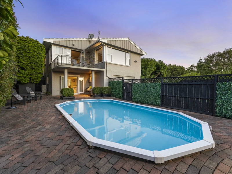 1/1 Coates Road, Cockle Bay, Auckland - Carousel 2