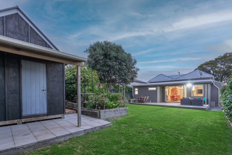 19 School Road, Morningside, Auckland - Carousel 2
