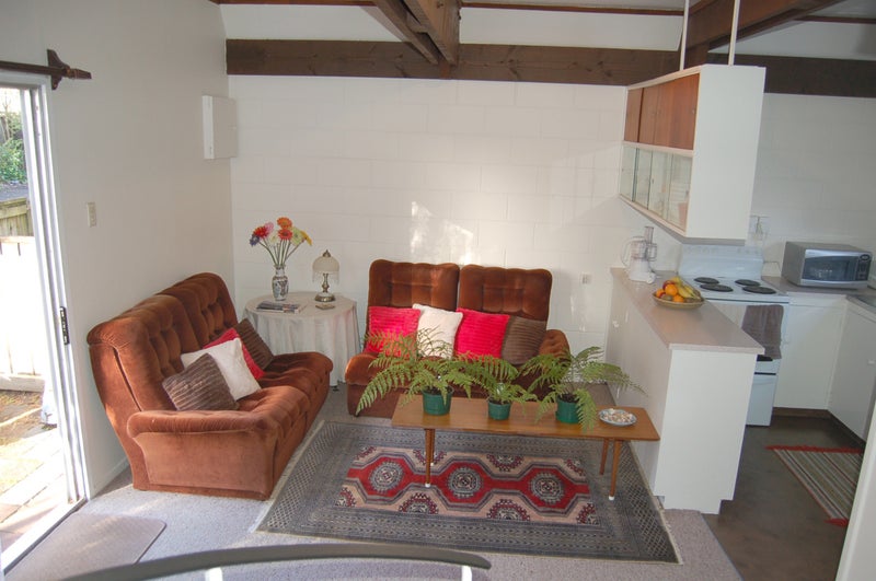 7B June Place, Hamilton East, Hamilton - Carousel 2