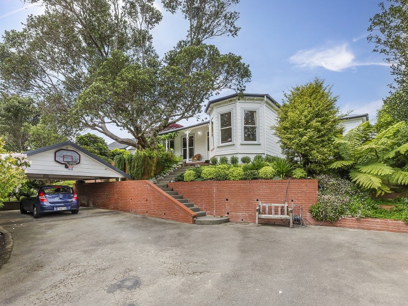 49 Simla Crescent, Khandallah, Wellington - Carousel 2