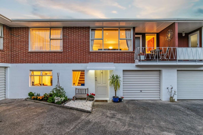 4/6 Kakariki Avenue, Mount Eden, Auckland - Carousel 1