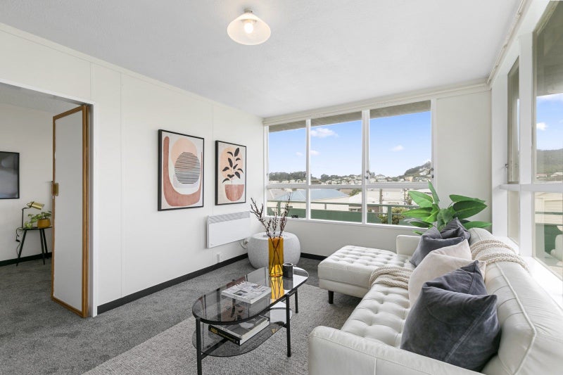 10/60 Rintoul Street, Newtown, Wellington - Carousel 1