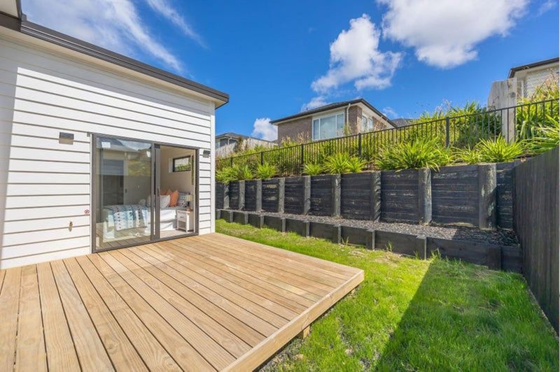 5 Croatia Avenue, Huapai, Kumeu - Carousel 21