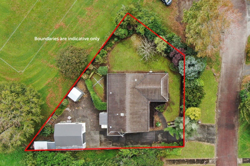 2 Hansen Place, Katikati - Carousel 16