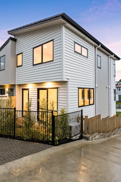 16E Sheridan Drive, New Lynn, Auckland - Carousel 24