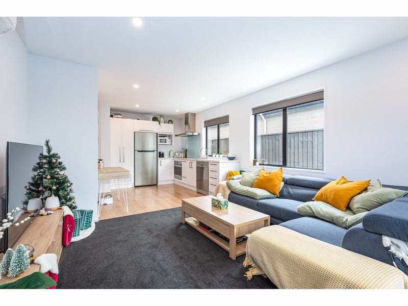 25 Piripiri Place, Broomfield, Christchurch - Carousel 2