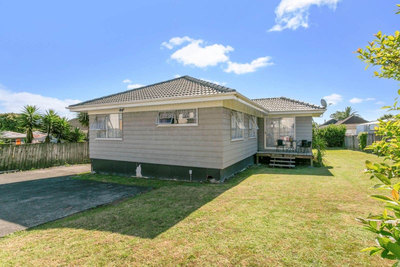 73 Alabaster Drive, Papatoetoe, Auckland - Carousel 2