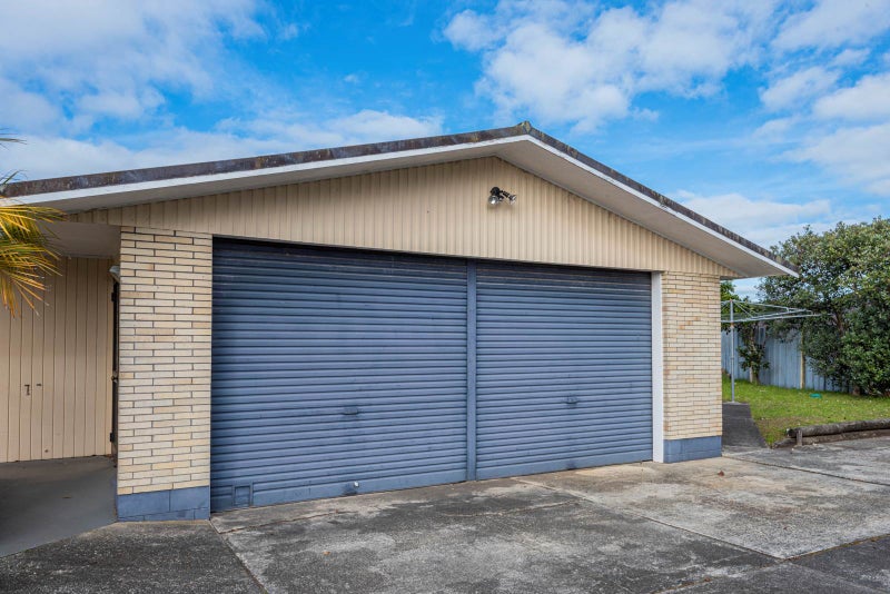 8 Graham Street, One Tree Point - Carousel 2