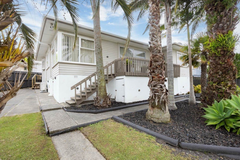 70 Barrys Road, Glendene, Auckland - Carousel 1