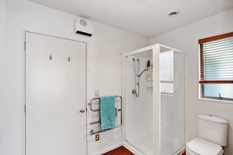 16 Northwood Villas, Northwood, Christchurch - Carousel 12