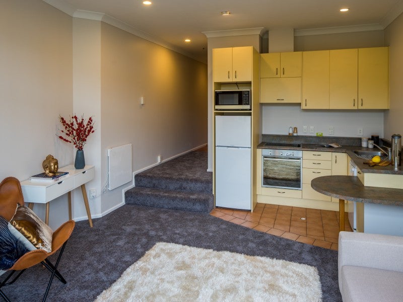 11B/120 The Terrace, Wellington Central, Wellington - Carousel 2