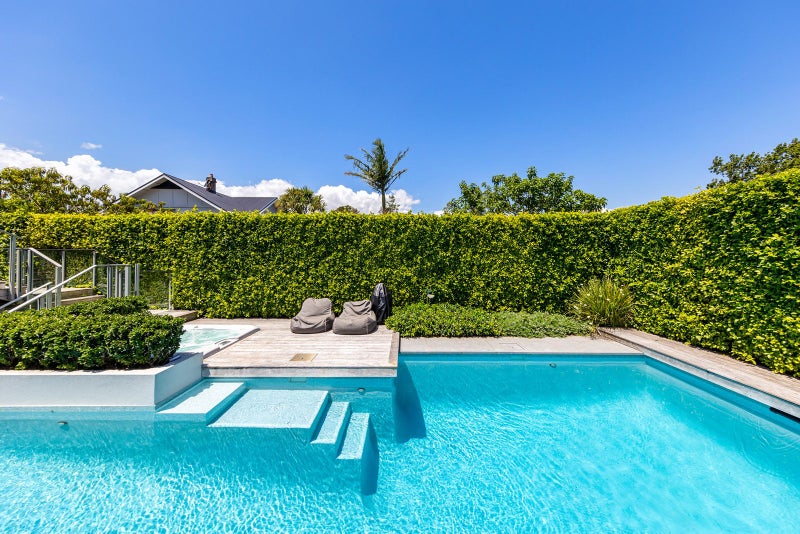 11 Poronui Street, Mount Eden, Auckland - Carousel 2