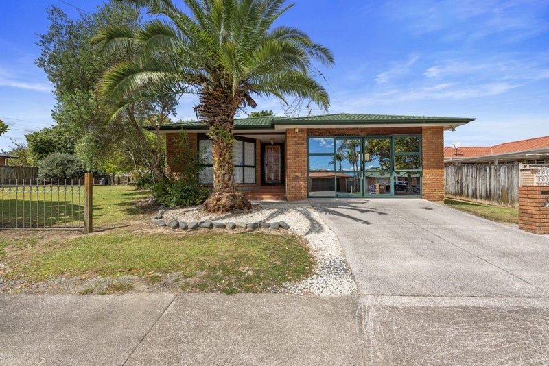 18 Eastland Road, Flat Bush, Auckland - Carousel 2