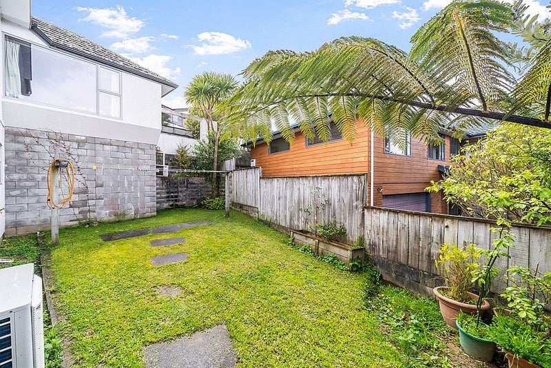 73 Redvers Drive, Belmont, Lower Hutt - Carousel 26
