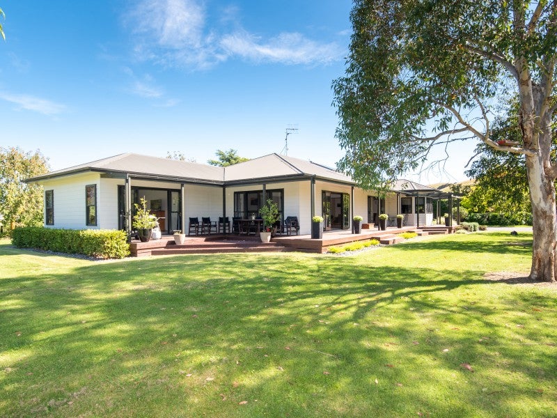 212 Onehunga Road, Bay View, Napier - Carousel 1