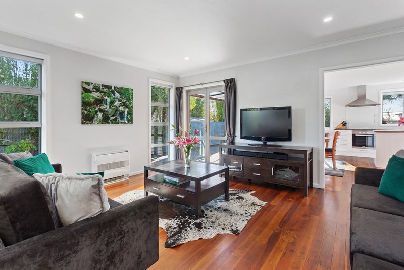 21 Bickerton Street, Wainoni, Christchurch - Carousel 1