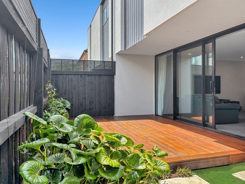 3/10 Bishop Street, St Albans, Christchurch - Carousel 15