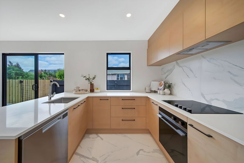 4/14 Croydon Street, Sydenham, Christchurch - Carousel 2