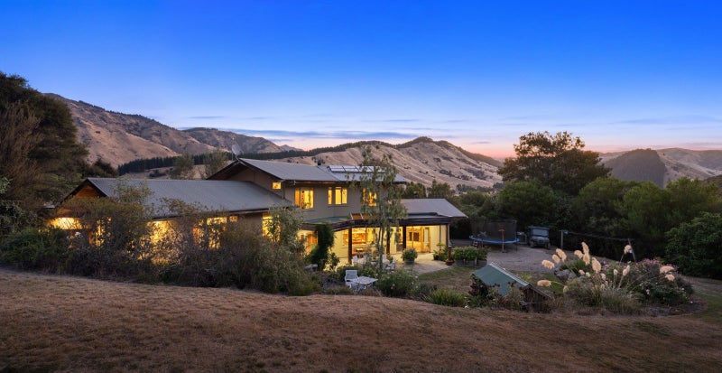 943 Taylor Pass Road, Taylor Pass, Blenheim - Carousel 1