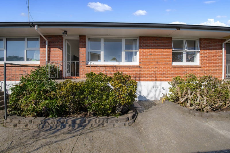 3/37A Mcintyre Road, Mangere Bridge, Auckland - Carousel 1