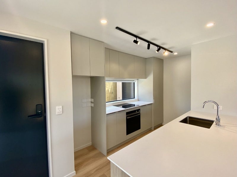 5/167 Innes Road, St Albans, Christchurch - Carousel 2