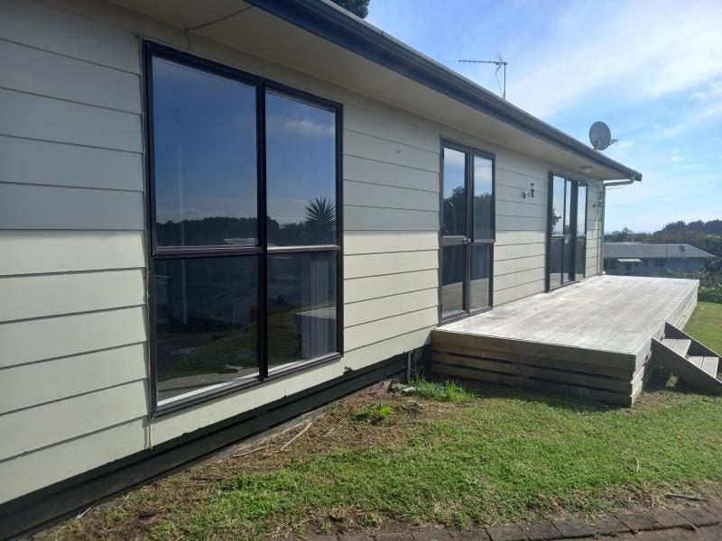 39 Glamis Avenue, Bell Block, New Plymouth - Carousel 2