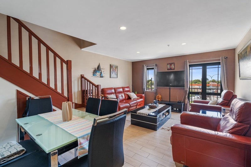 1/77 St George Street, Papatoetoe, Auckland - Carousel 1