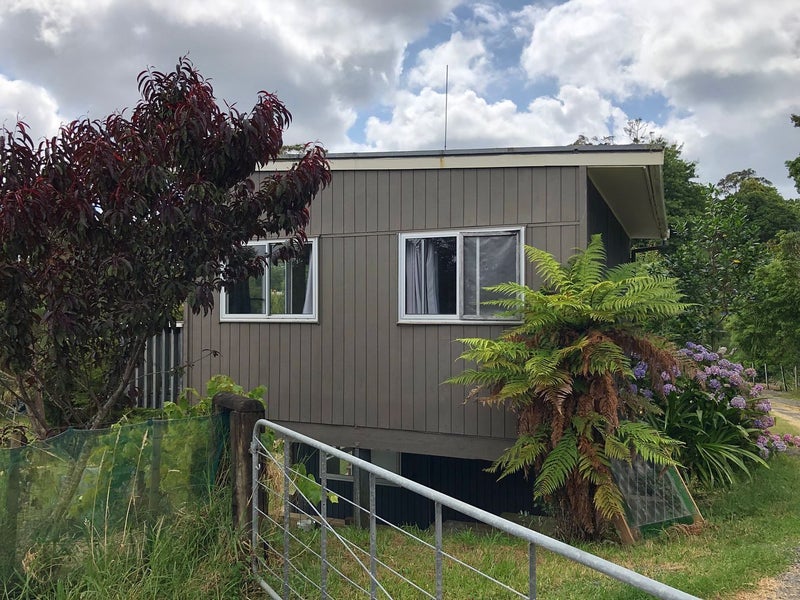 145 Shaw Road, Oratia, Auckland - Carousel 2