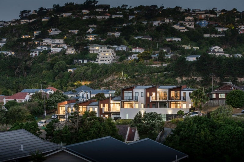 1/2 Hindmarsh Street, Johnsonville, Wellington - Carousel 10