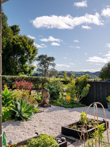 41 Tamihana Avenue, Pyes Pa, Tauranga - Carousel 1