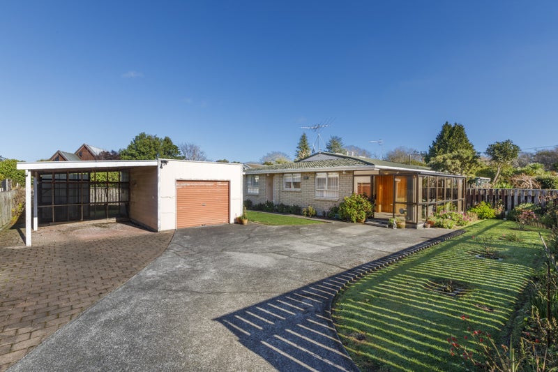 13A Wanganui Road, Marton, Marton - Carousel 1