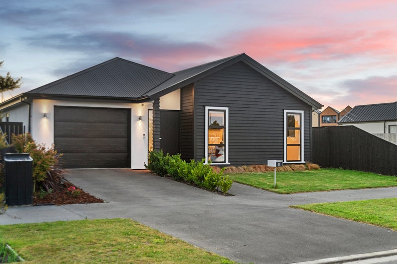 71 Manakura Street, Russley, Christchurch - Carousel 2