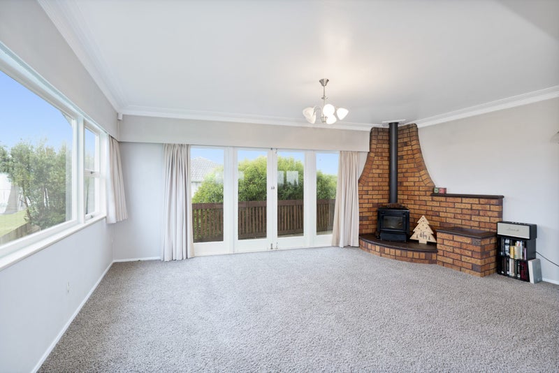 175 Waimumu Road, Massey, Auckland - Carousel 2