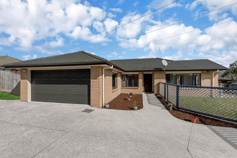 15 Broadhurst Road, Flat Bush, Auckland - Carousel 1