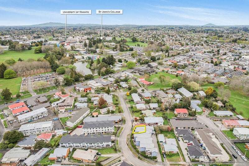 1/29 May Street, Hamilton East, Hamilton - Carousel 12