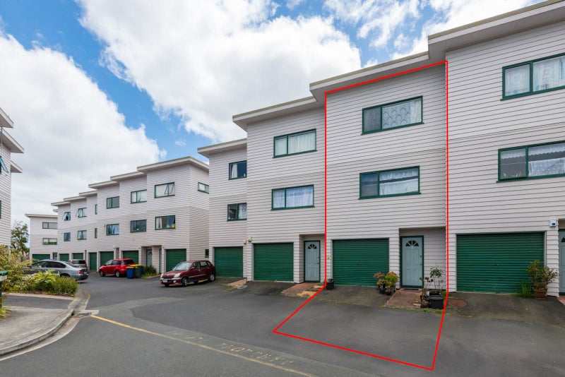 5/1 Briar Way, New Lynn, Auckland - Carousel 1