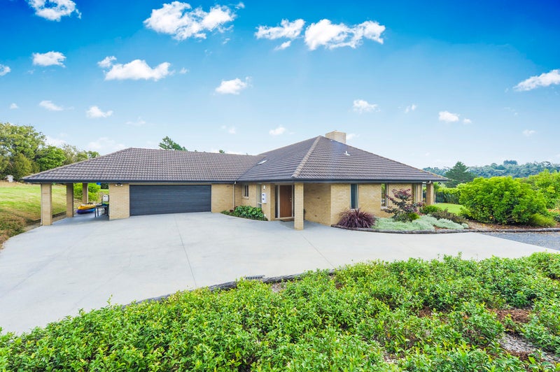 580 West Coast Road, Oratia, Auckland - Carousel 2