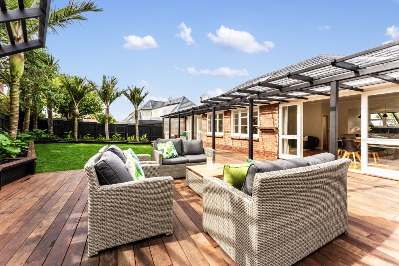16A Clarke Road, Onehunga, Auckland - Carousel 1